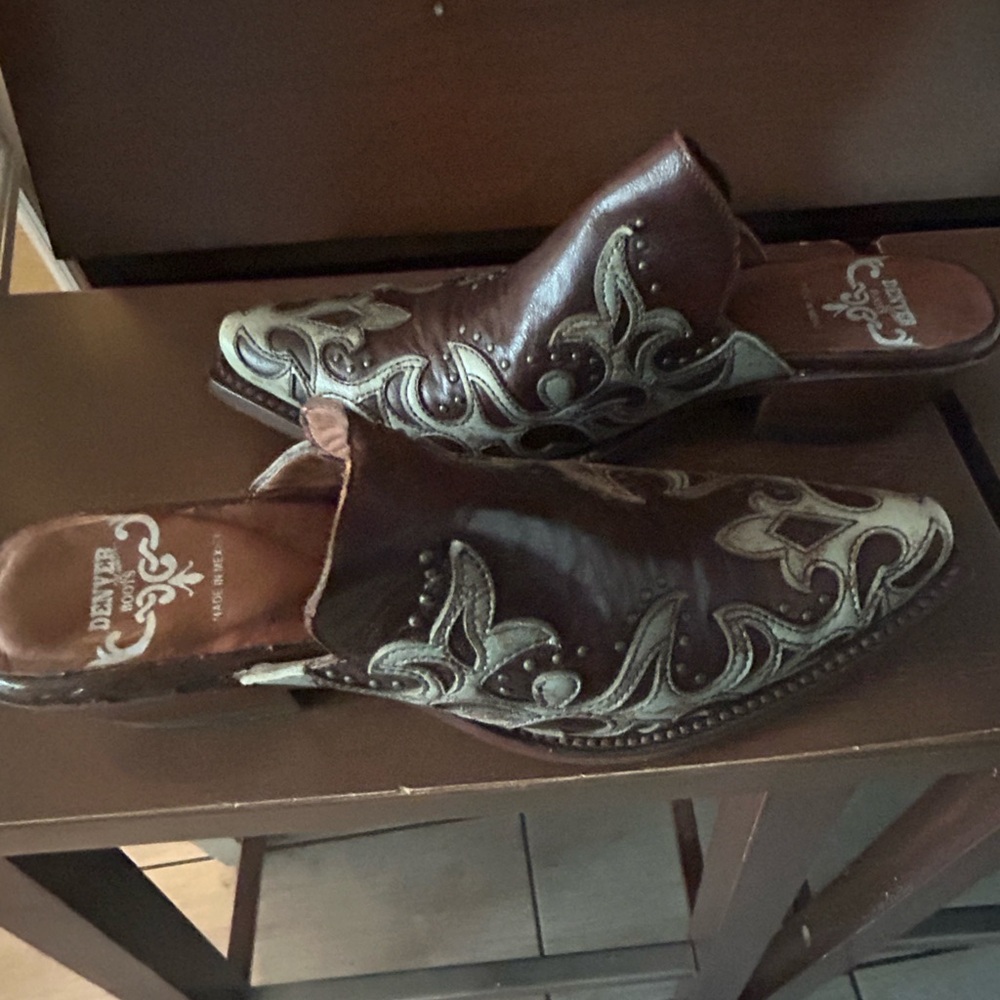 Brown and Turqoise Leather Embroidered Mules
Size 7.5. Barely Worn. - Picture 4 of 4